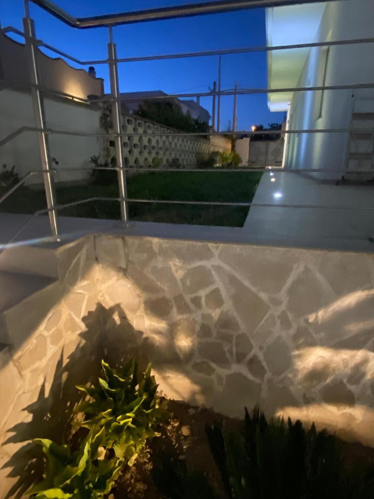 Brezza Marina Apartment Taranto Bagian luar foto