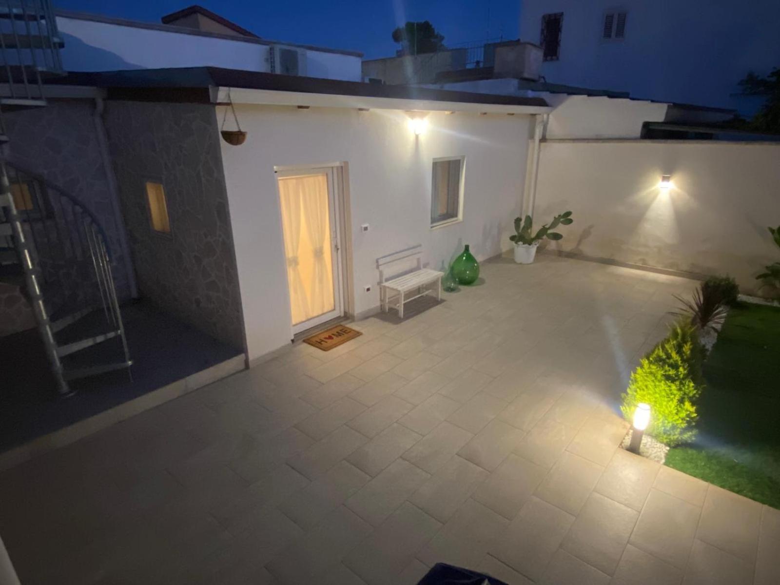 Brezza Marina Apartment Taranto Bagian luar foto