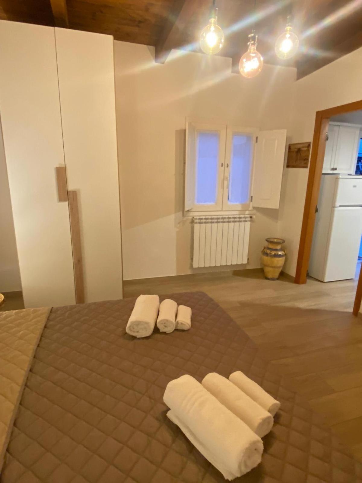 Brezza Marina Apartment Taranto Bagian luar foto