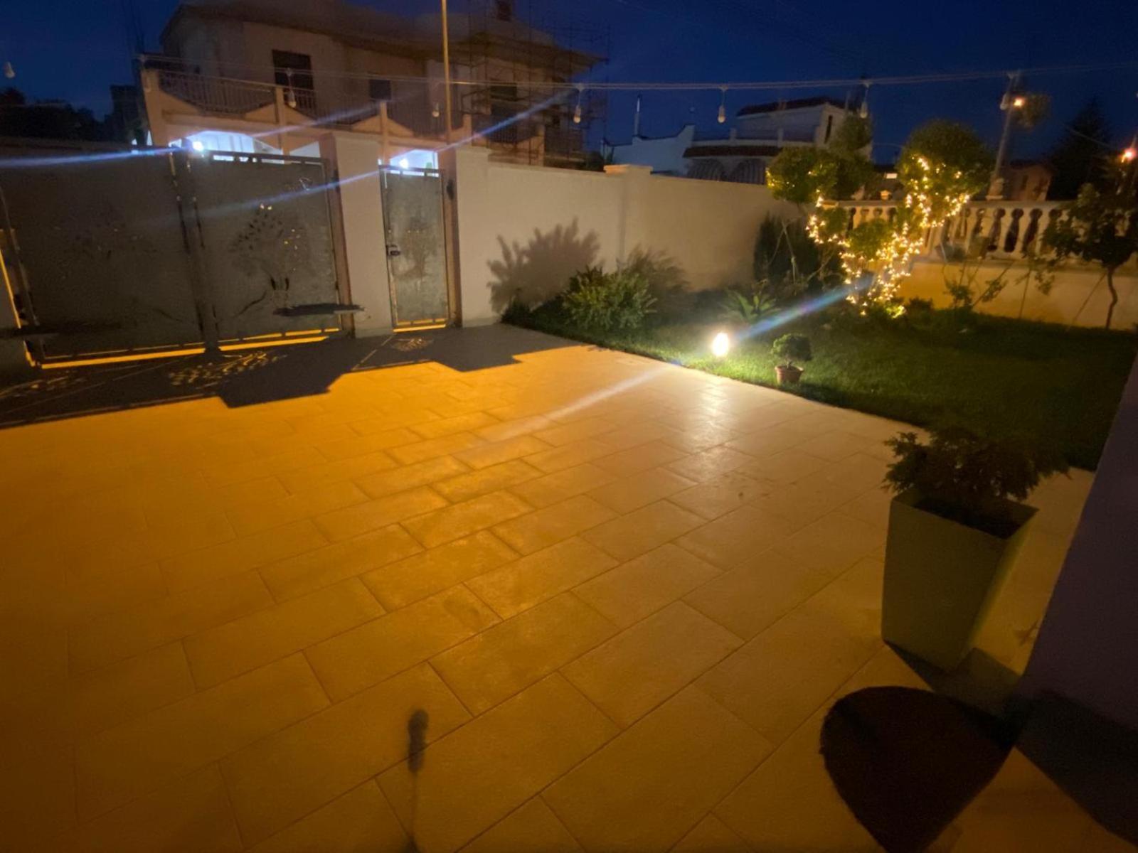 Brezza Marina Apartment Taranto Bagian luar foto