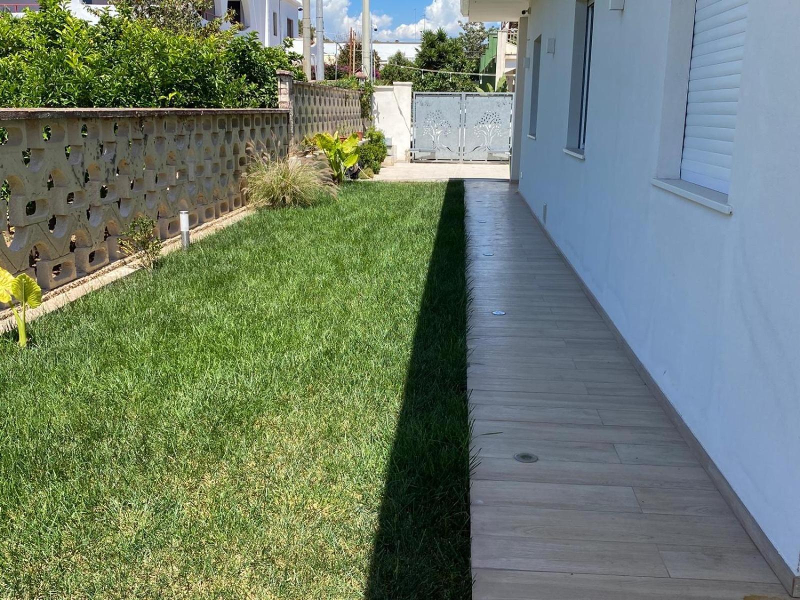 Brezza Marina Apartment Taranto Bagian luar foto