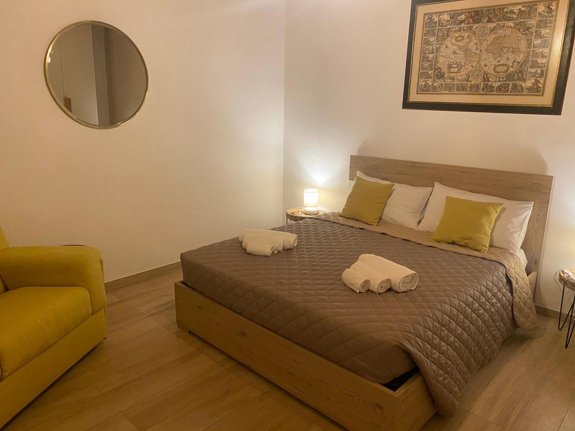 Brezza Marina Apartment Taranto Bagian luar foto